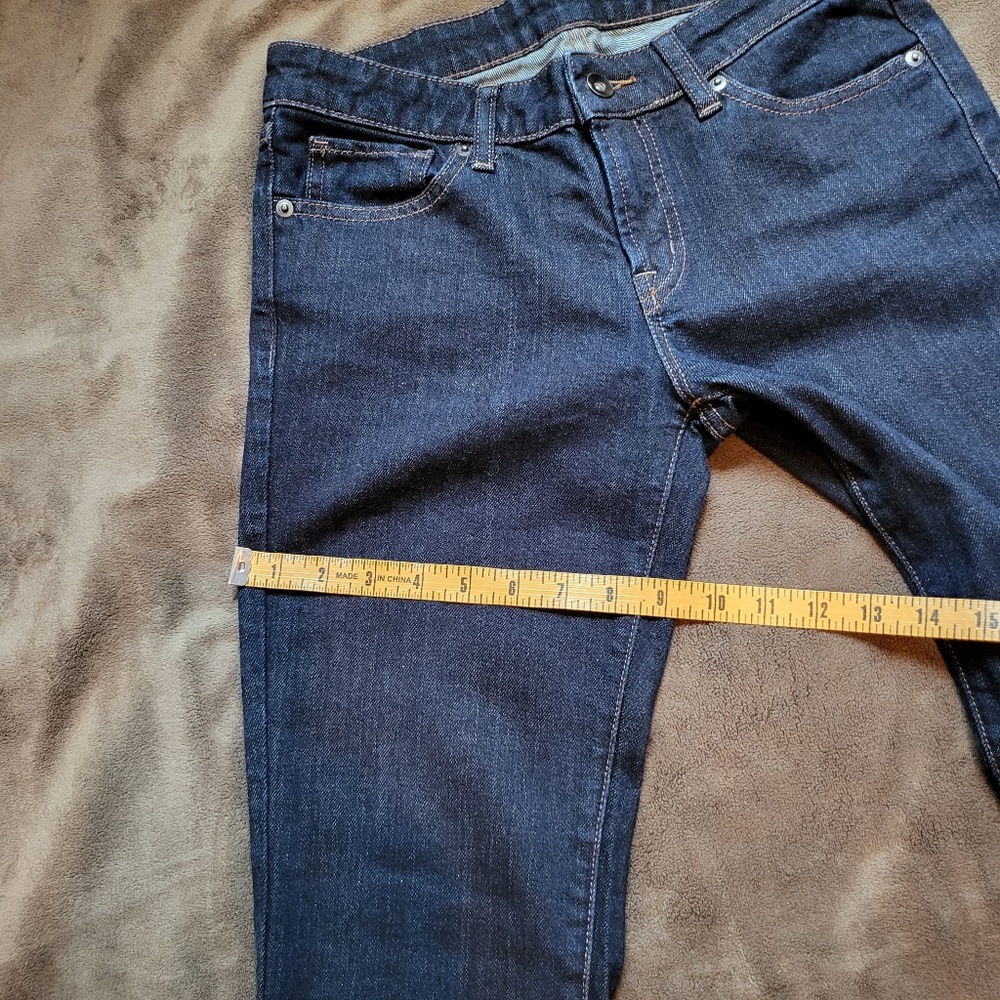 NWOT Uniqlo Straight Leg Denim Jeans Womens Size 26 - Picture 4 of 6